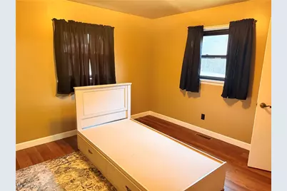 60421 Johnson Avenue, Shadyside, OH 43947 - Photo 8