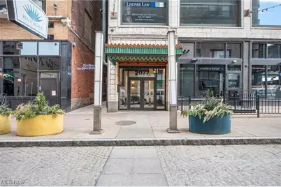 2077 E 4th Street #8E, Loveland, OH 44115 - Photo 2