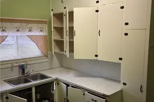 231 E 6th St, Warsaw, OH 43844 - Photo 4