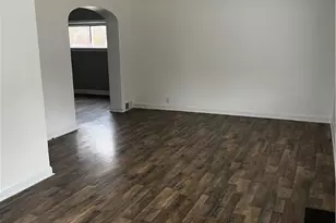 224 7th St NW, Barberton, OH 44203 - Photo 6