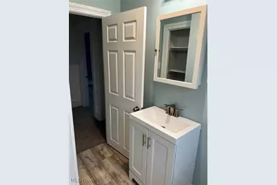 224 7th Street NW, Barberton, OH 44203 - Photo 14