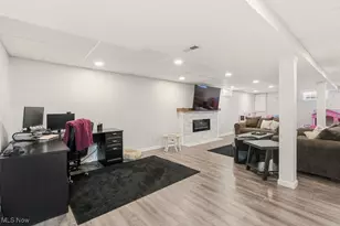 294 Milton Dr, Tallmadge, OH 44278 - Photo 36