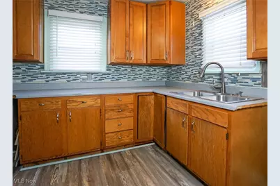 718 Virginia Avenue, Akron, OH 44306 - Photo 10