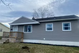 146 Greeley Ln, Youngstown, OH 44405 - Photo 2