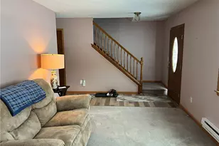 418 Carol Ln, Elyria, OH 44035 - Photo 6