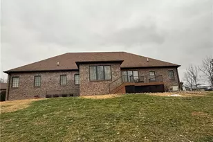 64 Morningside Dr, Wintersville, OH 43953 - Photo 2
