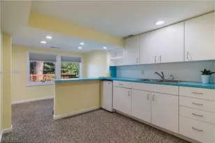 259 Oak Dr NW, North Canton, OH 44720 - Photo 36