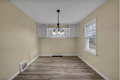 2217 E 32nd Street, Lorain, OH 44055 - Photo 12