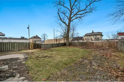 2217 E 32nd Street, Lorain, OH 44055 - Photo 38