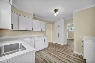 2217 E 32nd Street, Lorain, OH 44055 - Photo 20