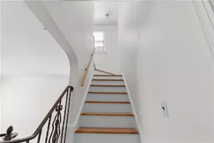 25031 Glenbrook Blvd, Euclid, OH 44117 - Photo 18