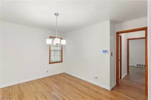 25031 Glenbrook Blvd, Euclid, OH 44117 - Photo 12