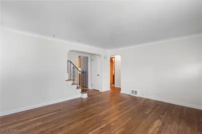 25031 Glenbrook Boulevard, Euclid, OH 44117 - Photo 16