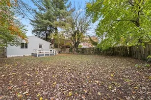 1562 Marlowe Ave, Akron, OH 44313 - Photo 30