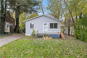 1562 Marlowe Ave, Akron, OH 44313 - Photo 28