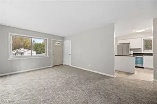 1562 Marlowe Ave, Akron, OH 44313 - Photo 12