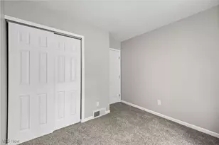 1562 Marlowe Ave, Akron, OH 44313 - Photo 16