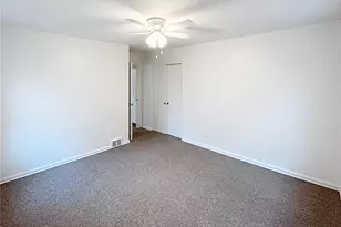 18411 Chagrin Blvd, Huber Heights, OH 44122 - Photo 18