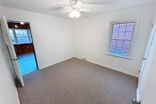 18411 Chagrin Blvd, Huber Heights, OH 44122 - Photo 14