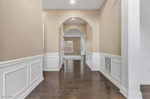 6634 Regal Woods Dr, Hudson, OH 44236 - Photo 4