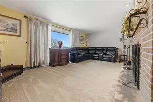 6111 Hollydale Ave NE, Canton, OH 44721 - Photo 8