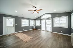 430 E 309th St, Willowick, OH 44095 - Photo 6