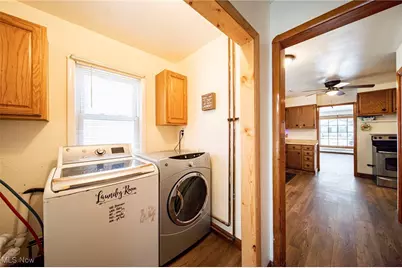 430 E 309th Street, Willowick, OH 44095 - Photo 12