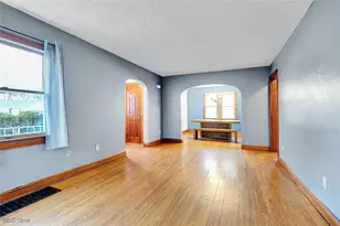 248 Root Rd, Lorain, OH 44052 - Photo 4