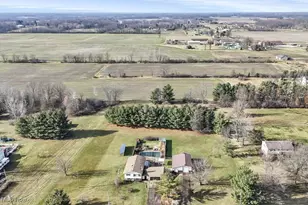 13830 Baumhart Rd, Oberlin, OH 44074 - Photo 2