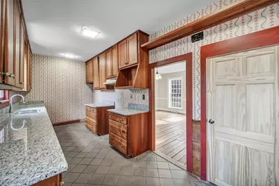 8055 Euclid Chardon Road, Kirtland, OH 44094 - Photo 22