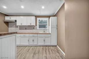 927 W Adams St, Sandusky, OH 44870 - Photo 12