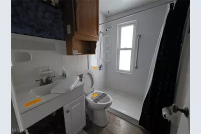 576 23rd Street NW, Massillon, OH 44647 - Photo 8