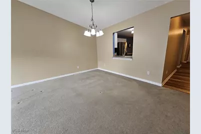 33961 Honeysuckle Lane, North Ridgeville, OH 44039 - Photo 12