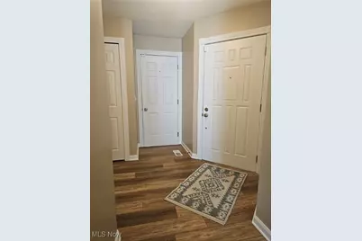 33961 Honeysuckle Lane, North Ridgeville, OH 44039 - Photo 4