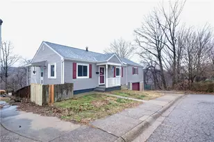 3728 Morgan Dr, Weirton, WV 26062 - Photo 2