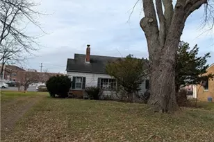 1805 S Linden Ave, Alliance, OH 44601 - Photo 2