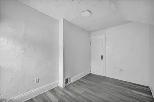 709 E 126th St, Loveland, OH 44108 - Photo 26