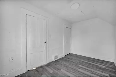 709 E 126th Street, Loveland, OH 44108 - Photo 30