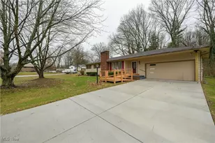 76 Magua Dr, Akron, OH 44319 - Photo 10