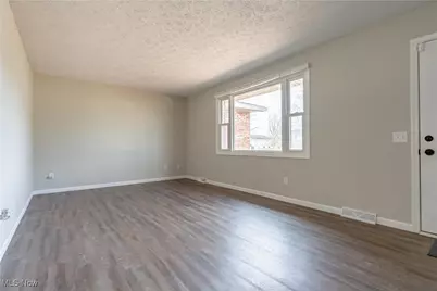 3536 Oxford Avenue NW, Massillon, OH 44646 - Photo 6