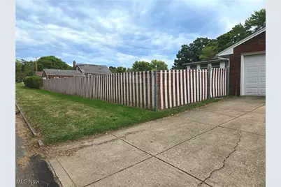 575 Woodside Avenue, Youngstown, OH 44505 - Photo 28