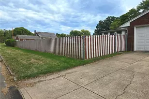 575 Woodside Ave, Youngstown, OH 44505 - Photo 28