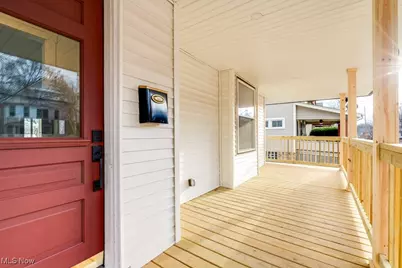 97 Mount View Avenue, Akron, OH 44303 - Photo 2