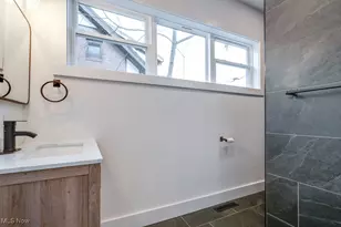 97 Mt View Ave, Akron, OH 44303 - Photo 24