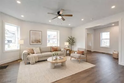 97 Mount View Avenue, Akron, OH 44303 - Photo 4