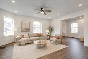 97 Mt View Ave, Akron, OH 44303 - Photo 4