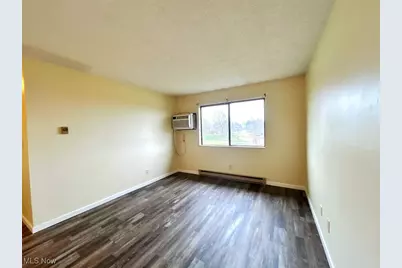 200 Fernwood Road #12, Wintersville, OH 43953 - Photo 4