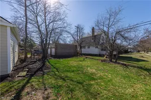 1560 Holmden Rd, South Euclid, OH 44121 - Photo 36