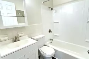 405 Colonial Dr, Steubenville, OH 43952 - Photo 14