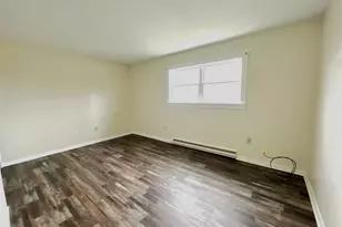 405 Colonial Dr, Steubenville, OH 43952 - Photo 12